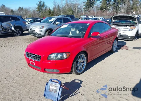 2007 Volvo C70 T5 from USA, damaged, VIN YV1MC68227J027099